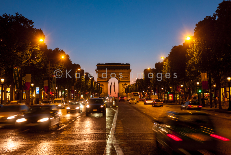 Arc de Triomphe;Arche;Architecure;Cars;Champs Elysees;Champs-Élysées;Jean Chalgrin;Kaleidos;Kaleidos images;Night;Nuit;Paris;Tarek Charara;Triumphal Arch;Voitures